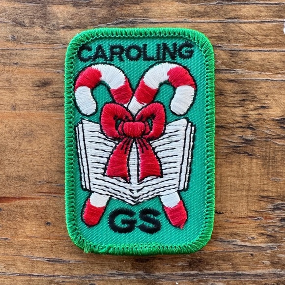 Girl Scouts Christmas Caroling Embroidered Patch - Picture 2 of 6